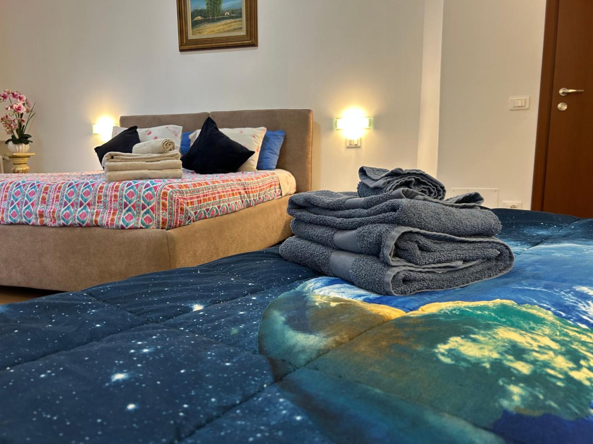 Valverde Apartment And Rooms เวโรนา ภายนอก รูปภาพ